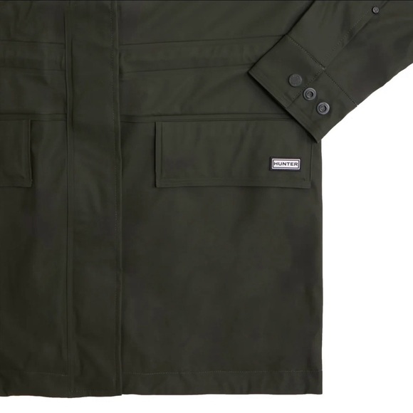 Like new! Hunter Ladies' Rubberized Rain Jacket Size M Green - Picture 8 of 11